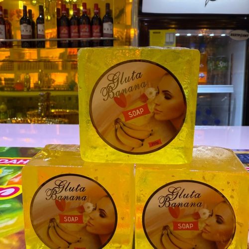 GLUTA BANANA FACE SOAP